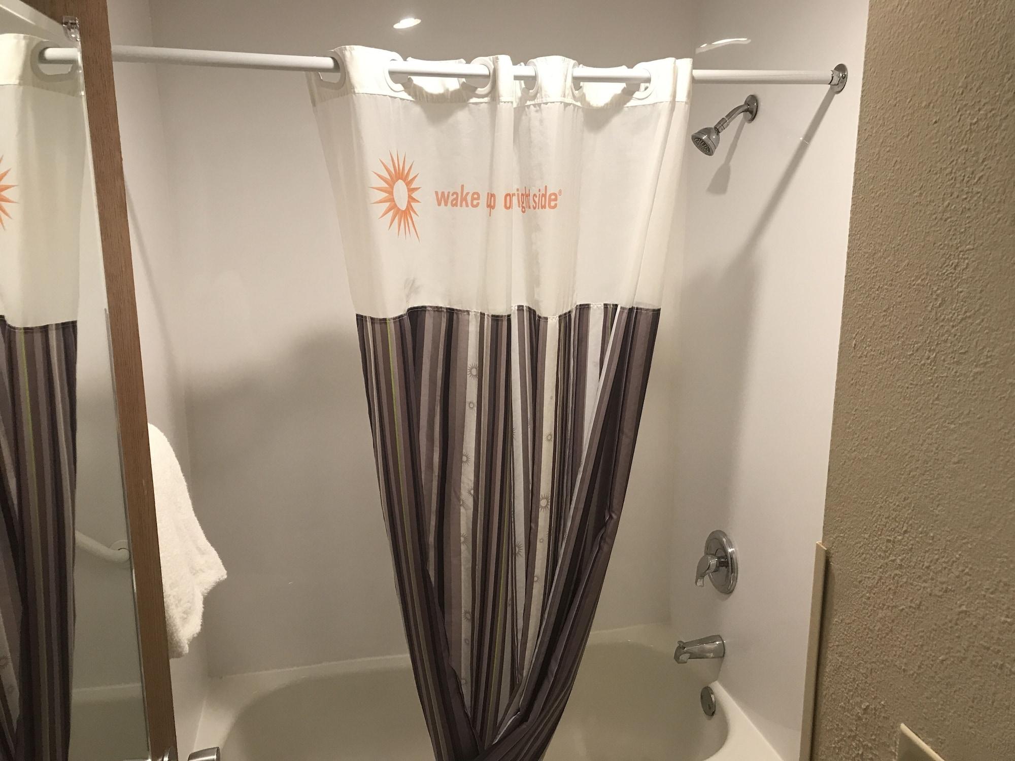 La Quinta By Wyndham Airport Executive Dr Hotel 3*