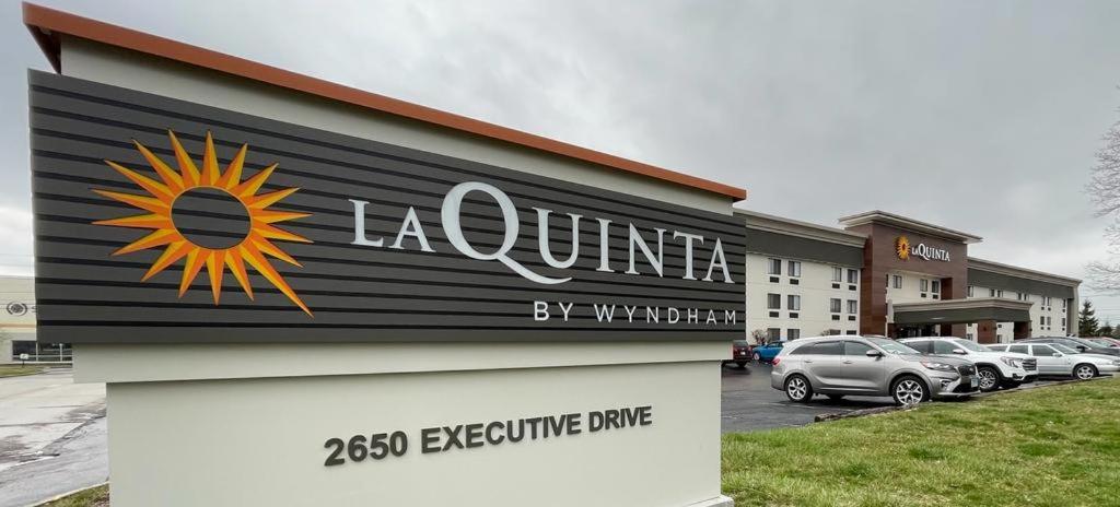 Hotel La Quinta By Wyndham Airport Executive Dr