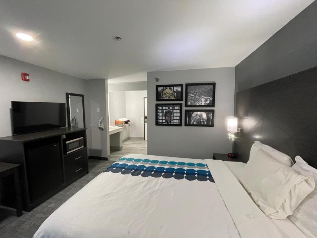 La Quinta By Wyndham Airport Executive Dr Hotel Indianapolis