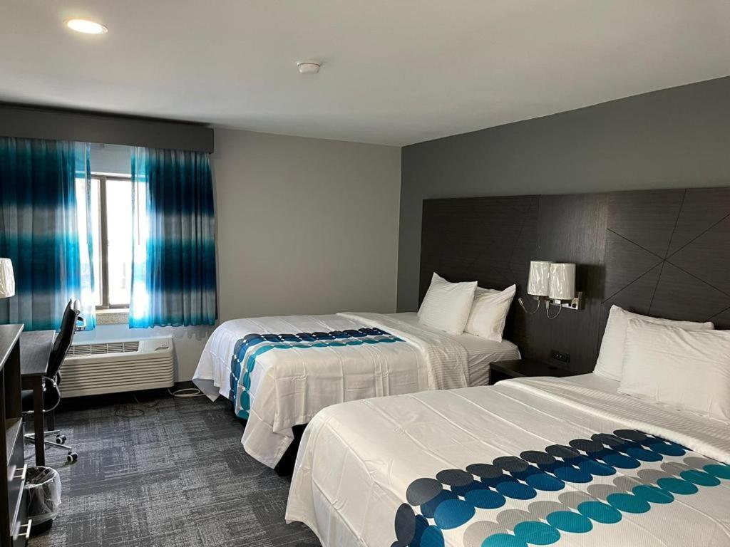 La Quinta By Wyndham Airport Executive Dr